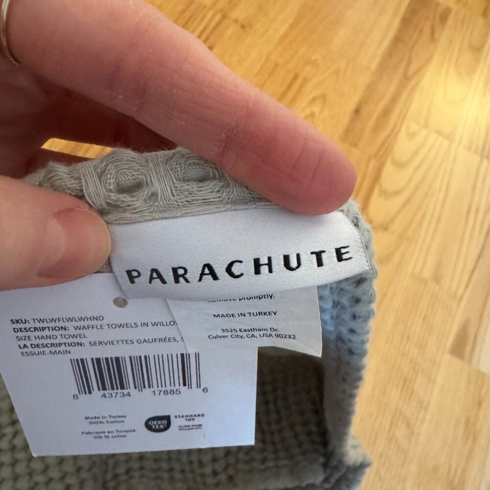 Parachute Waffle Hand Towel, in willow grey green color, NWT - Picture 7 of 10